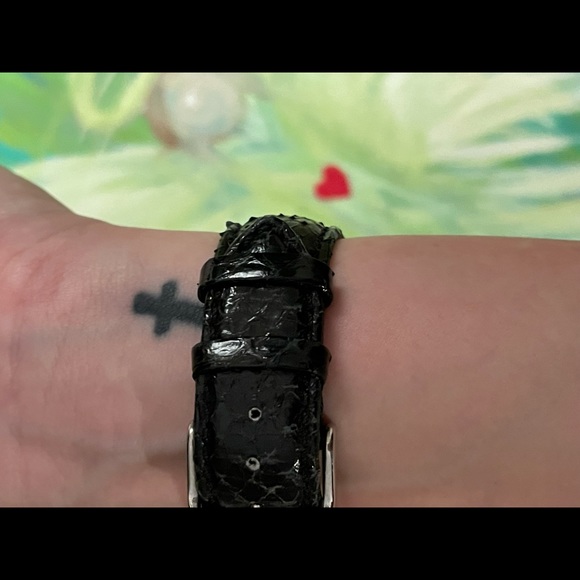 🖤Vintage Burgi Genuine Snake Skin and Diamonds Ladies Watch - Picture 12 of 12